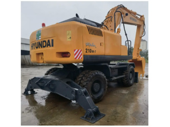 Excavadora de ruedas HYUNDAI