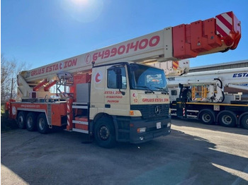 Camión con plataforma elevadora MERCEDES-BENZ Actros