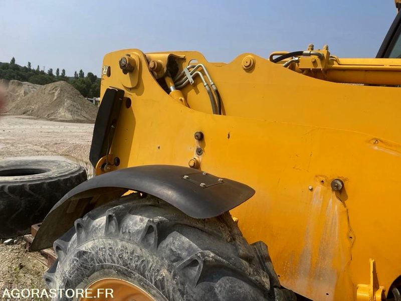 Carretilla elevadora CHARIOT ELEVATEUR JCB 525 -125 / 2004