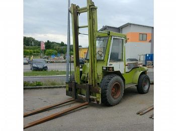 CLAAS Unitruck ST40
 - Carretilla elevadora