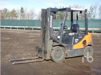 Doosan D25S-5 - Carretilla elevadora