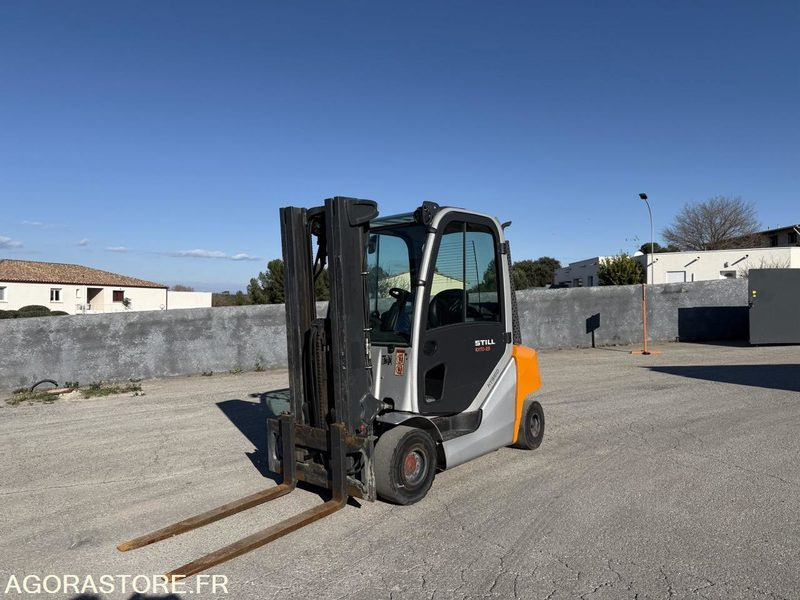 Carretilla elevadora de gas Chariot élévateur STILL 2T5