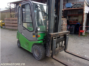 Carretilla elevadora eléctrica  CHARIOT ÉLÉVATEUR 3 TONNES POSITIONNEUR DE FOURCHES  ELECTRIQUE CESAB