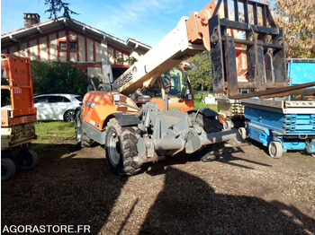 Manipulador telescópico  Chariot télescopique JLG 4013