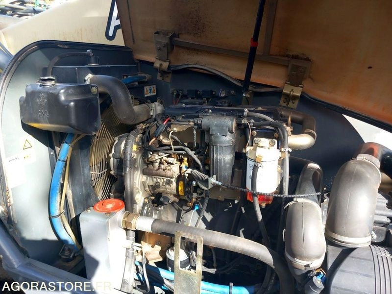 Manipulador telescópico Chariot télescopique JLG 4013