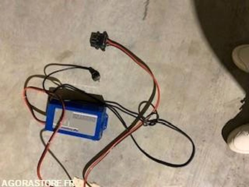 Transpaleta Transpalette électrique sur batteries déchargées. JUNGHEINRICH