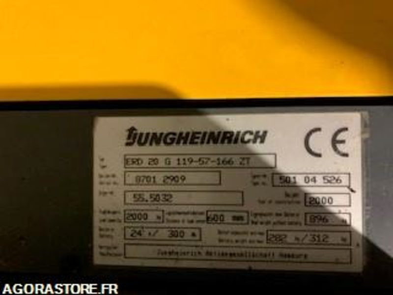 Transpaleta Transpalette électrique sur batteries déchargées. JUNGHEINRICH