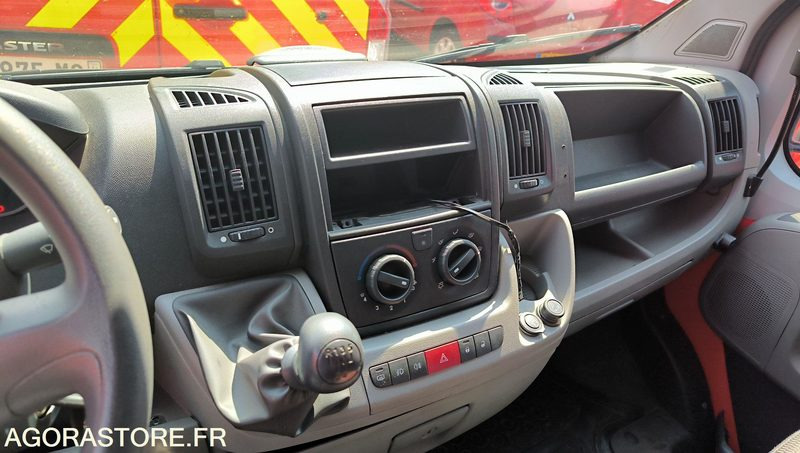 Furgón CITROËN JUMPER III 2,HDI 100CV - 2009 - 136122kms