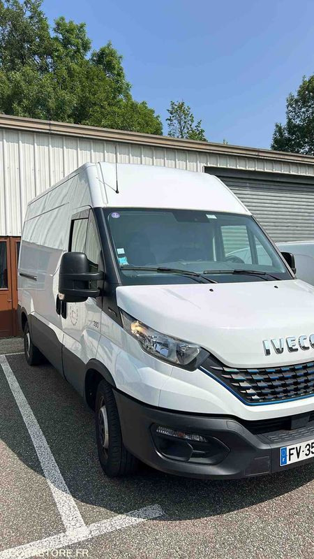 Furgón FOURGON Iveco 2020