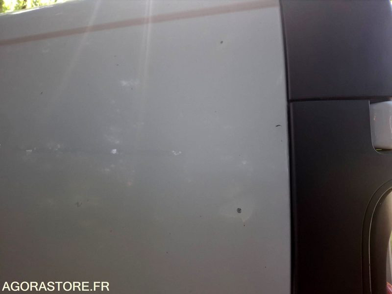 Furgón FOURGON-OPEL-VIVARO-1.9CDTI-PACK-CLIM