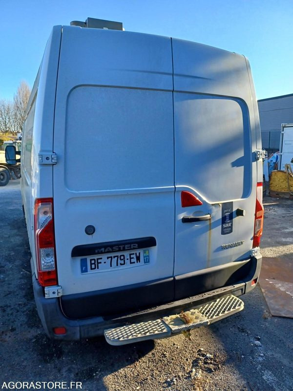 Furgón FOURGON RENAULT MASTER L2H2 - 204 623  KM - 2010 / BF779EW
