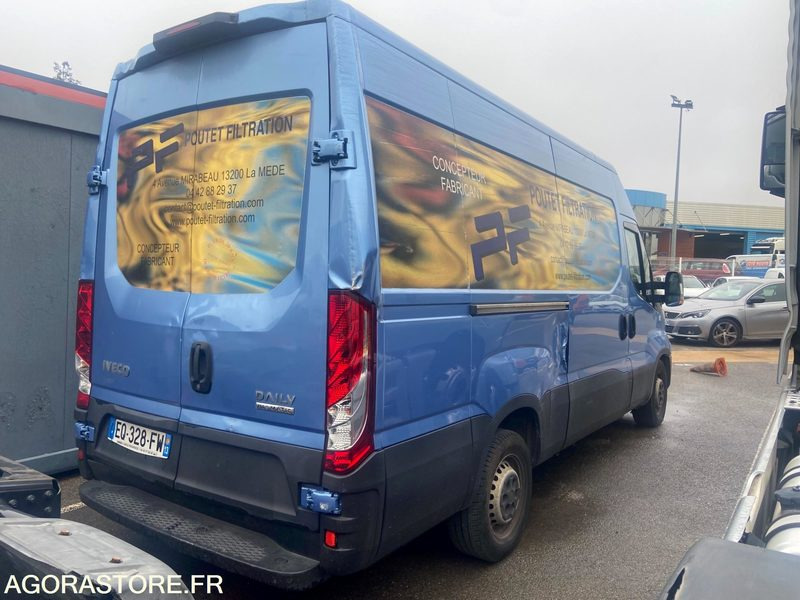 Furgón Fourgon Iveco Daily - 2017 - 80000 Kms