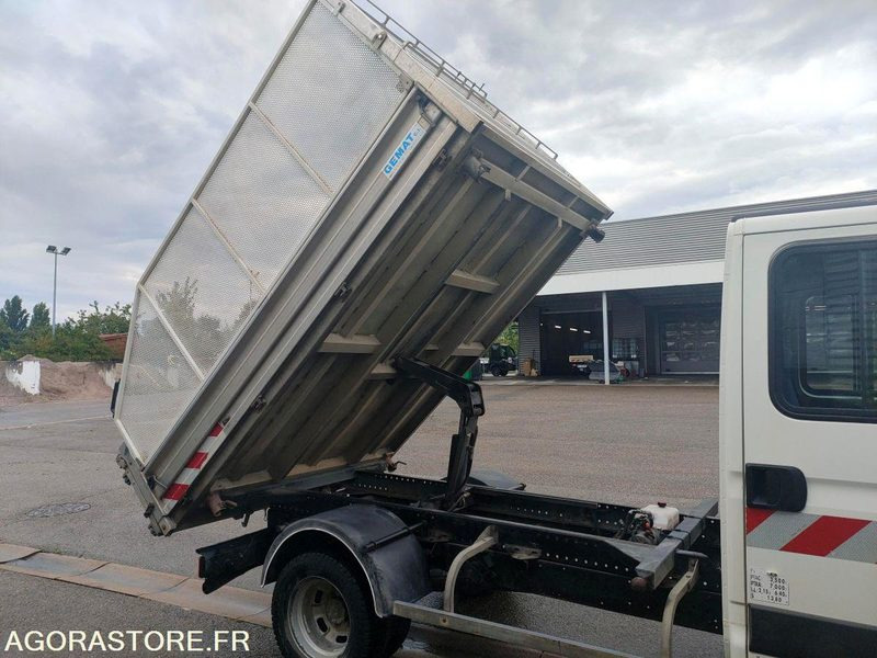 Furgón IVECO 35C12D