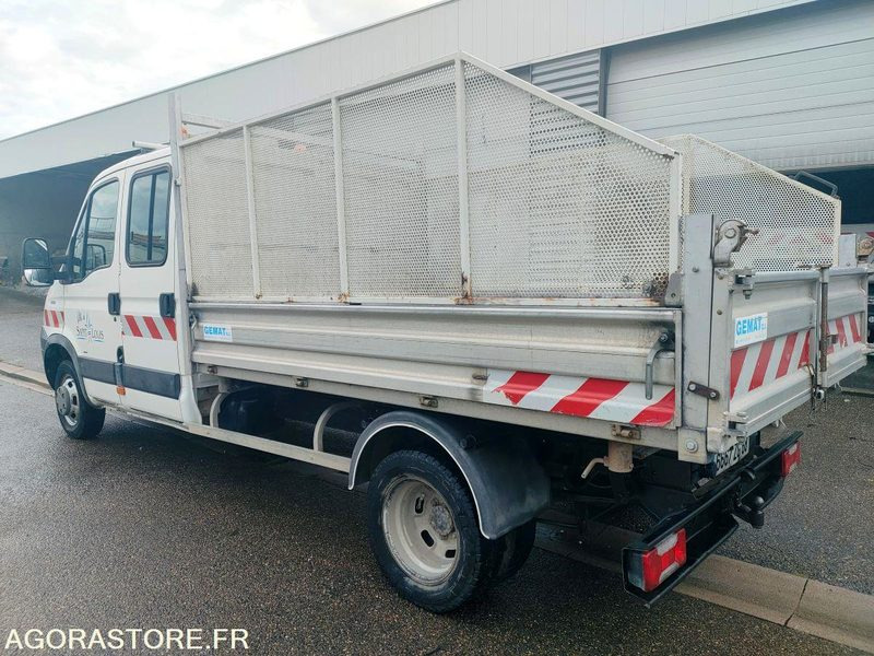Furgón IVECO 35C12D