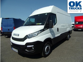 Furgón IVECO Daily 35S14A8V Hi-Matic, DAB, Klima, AHK