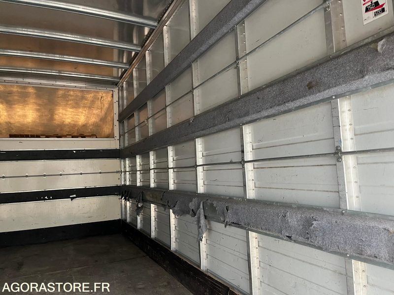 Furgón MERCEDES SPRINTER - 2014 / 165 605 KM