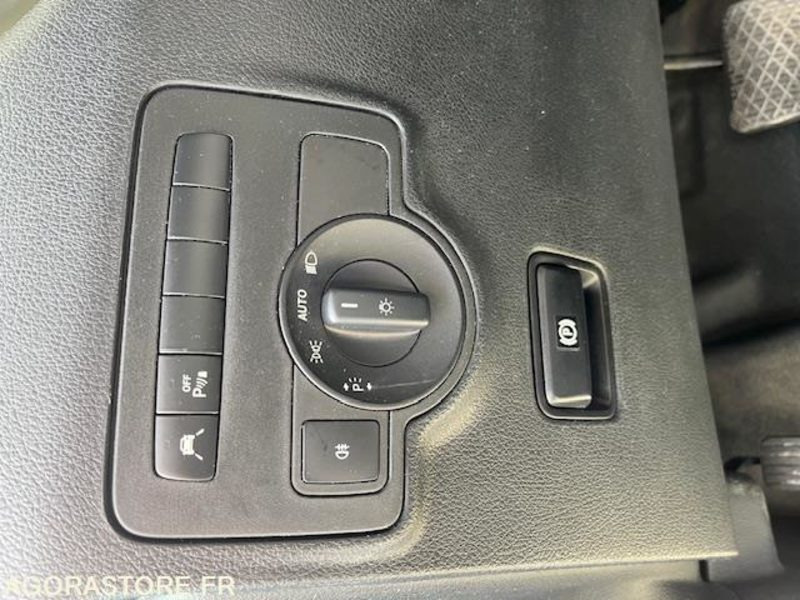 Furgón MERCEDES VITO FOURGON 116 CDI LONG 7G-TRONIC 3 PLACES - 2017