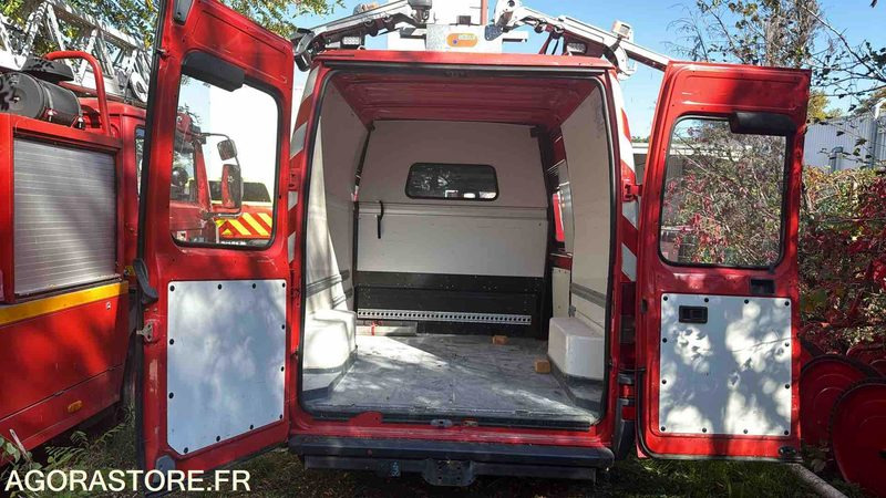 Furgón PEUGEOT BOXER - 2001 - 29209KM