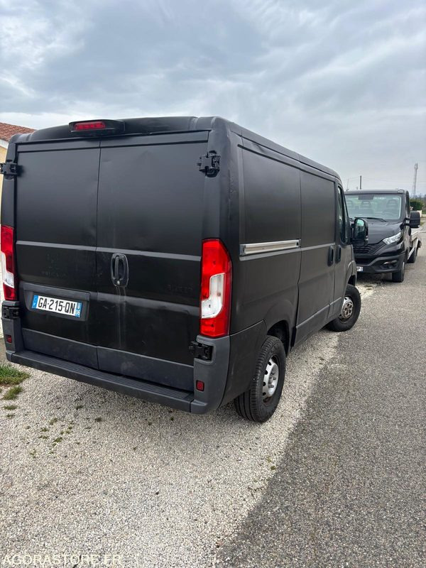 Furgón PEUGEOT BOXER 2.2 HDI - 2021 - 45 666 KMS