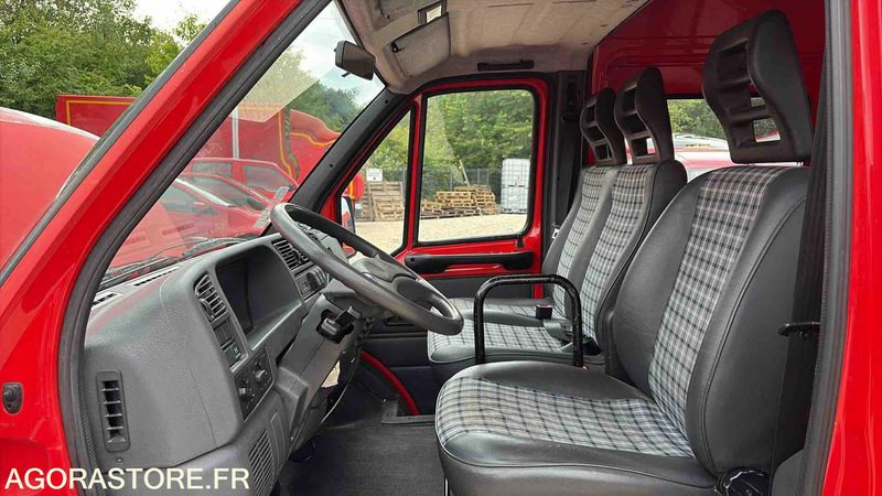 Furgón PEUGEOT BOXER 4x4  31 358 Kms - 1999- 7696 WL 74