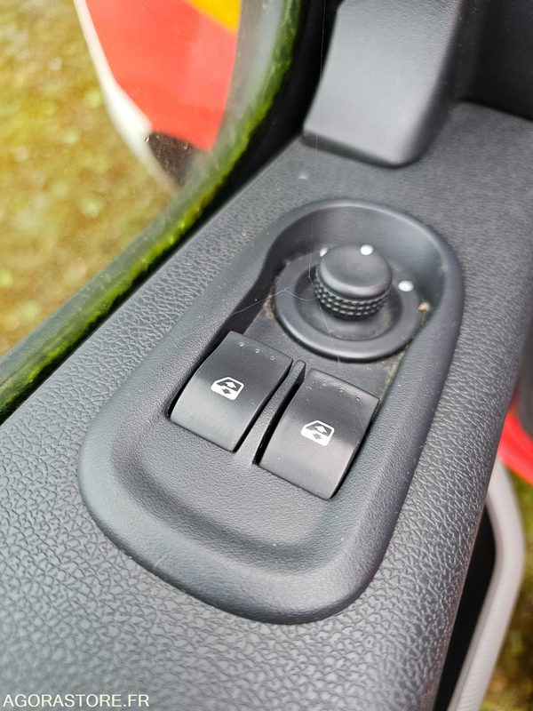 Furgón RENAULT MASTER 163791kms 2011- BK454ZB