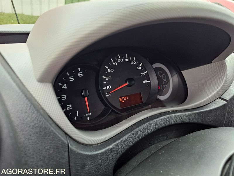 Furgón RENAULT MASTER 163791kms 2011- BK454ZB