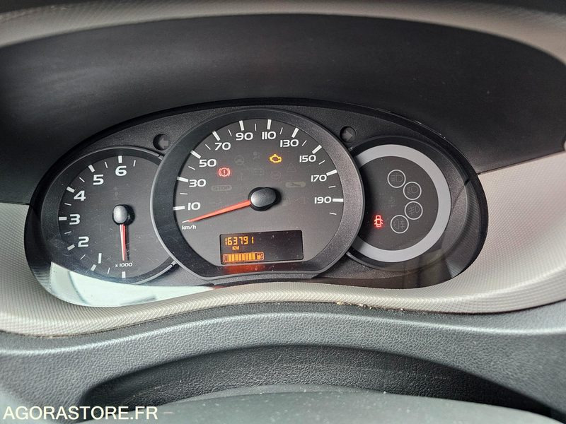 Furgón RENAULT MASTER 163791kms 2011- BK454ZB