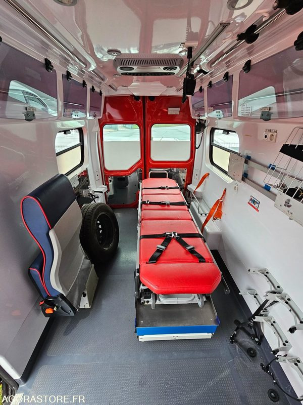 Furgón RENAULT MASTER 163791kms 2011- BK454ZB