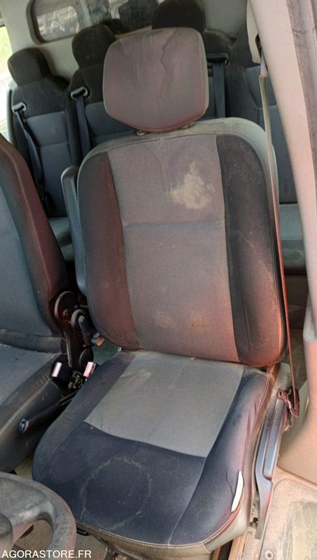 Furgón RENAULT MASTER - 2010 - 269084KM (BC-770-DH)