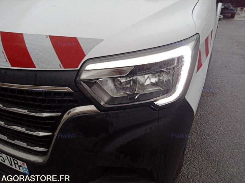 Furgón RENAULT MASTER ELEVATEUR CC TRAC F35 L2 145 / 91941 kms / 2021 / GD-732-GD