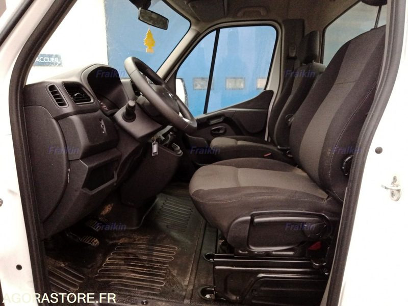 Furgón RENAULT MASTER ELEVATEUR CC TRAC F35 L2 145 / 91941 kms / 2021 / GD-732-GD