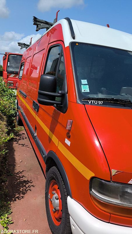 Furgón RENAULT MASTER II 2,5D  - 2000 - 48197kms