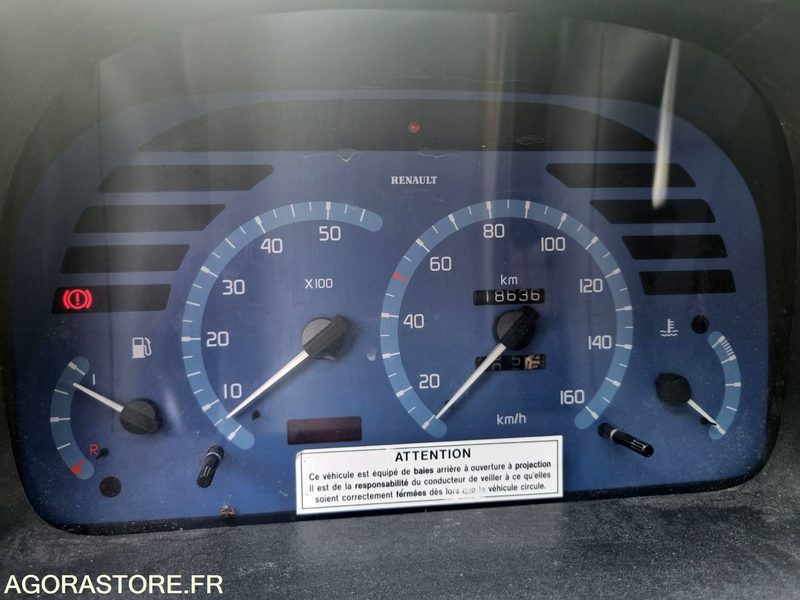 Furgón RENAULT MASTER L2H2 - CL 646 AB - 118636 Kms