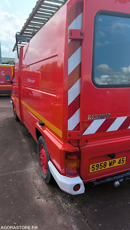 Furgón RENAULT MASTER T35 D 102714kms - 1996