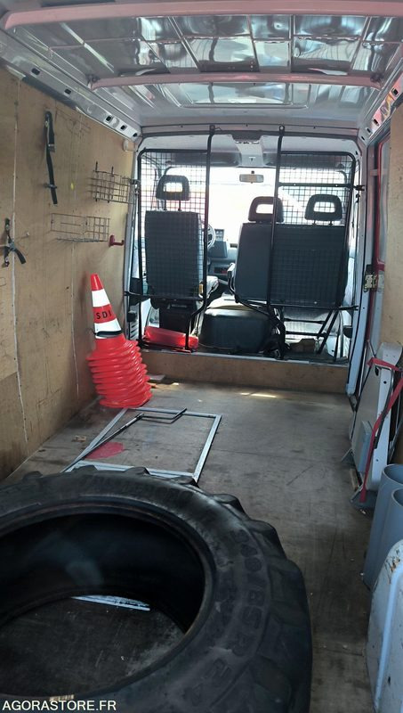 Furgón RENAULT MASTER T35 D 102714kms - 1996