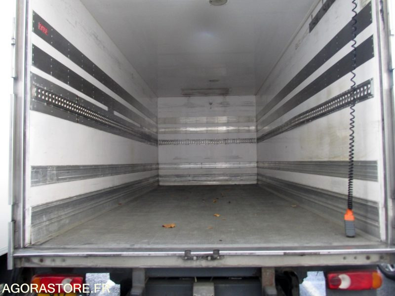 Furgón RENAULT MIDLUM M180