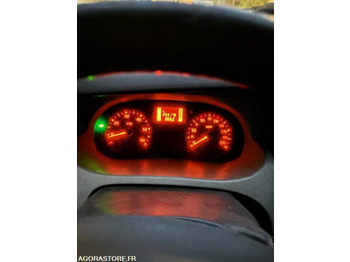 Furgón  RENAULT TRAFIC