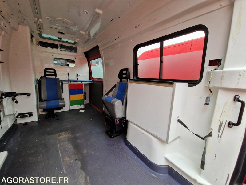 Furgón Renault Master - 9431SM36