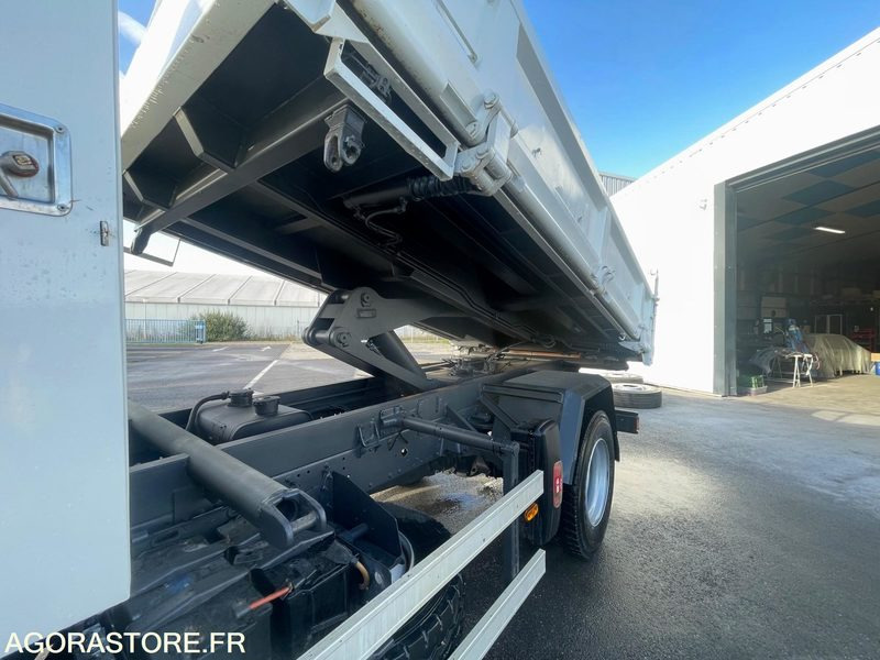 Furgoneta basculante IVECO EUROCARGO 140E22 - BI BENNE - 2009 - 171000KMS