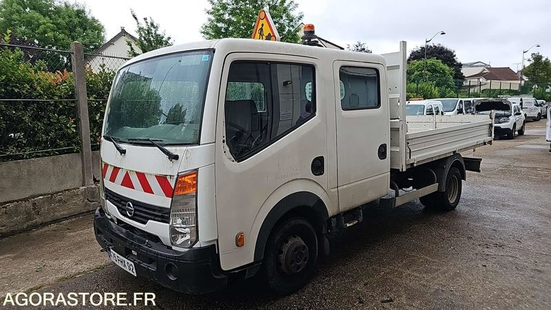 Furgoneta basculante NISSAN CABSTAR - 475FHX92