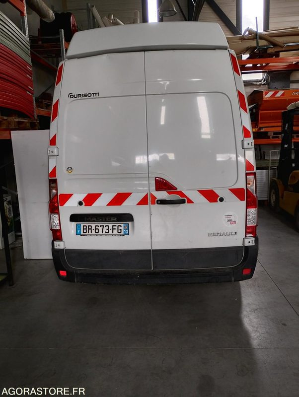 Furgoneta basculante RENAULT FOURGON