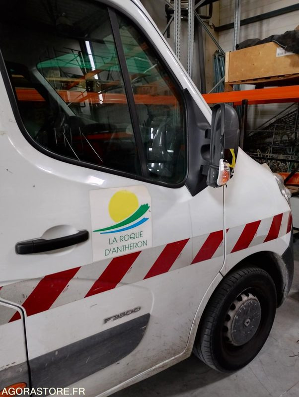 Furgoneta basculante RENAULT FOURGON