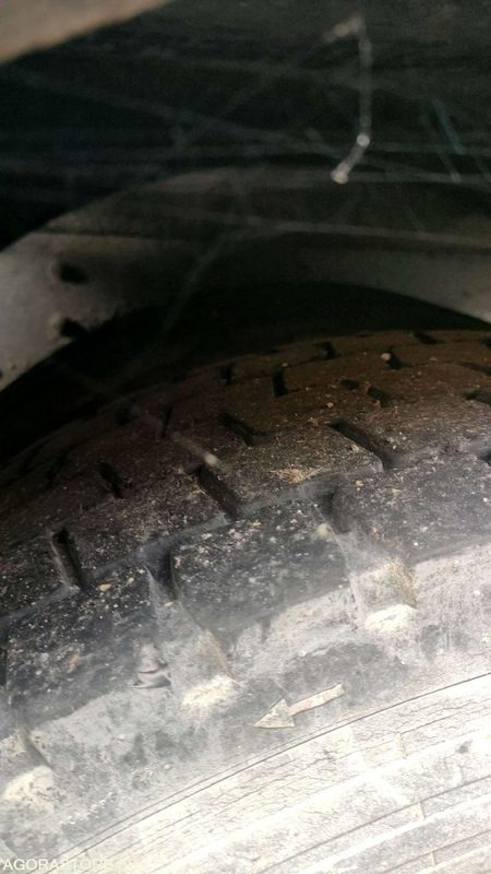 Furgoneta basculante RENAULT MIDLUM 180 - 2001 - 269671 KM