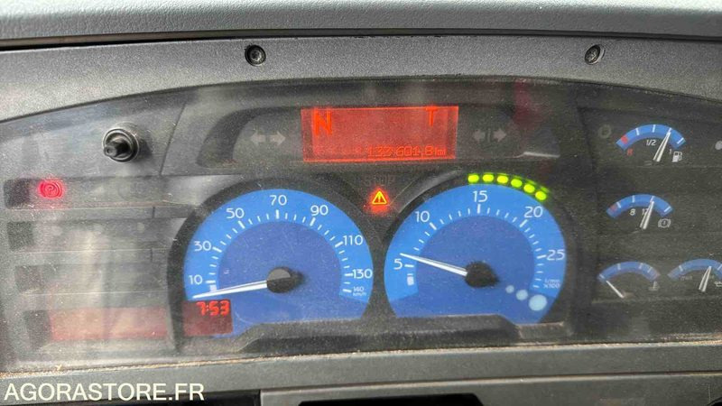 Furgoneta basculante RENAULT PREMIUM - 2006 - 133601 KM