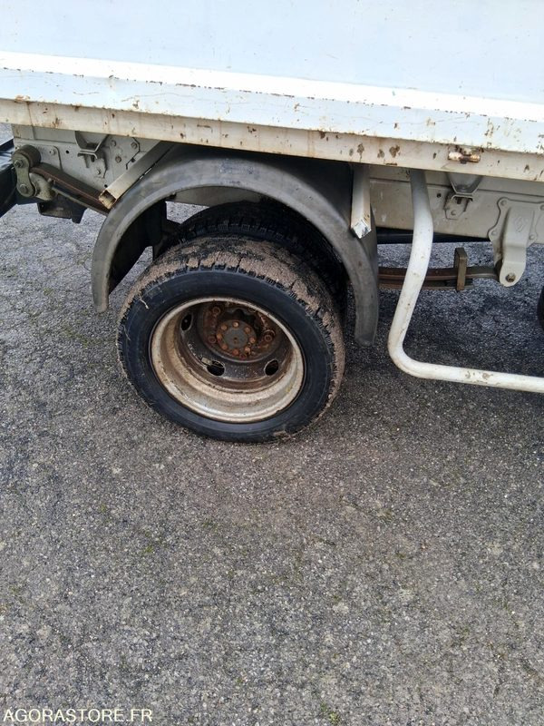 Furgoneta basculante Renault Master 120 DCI