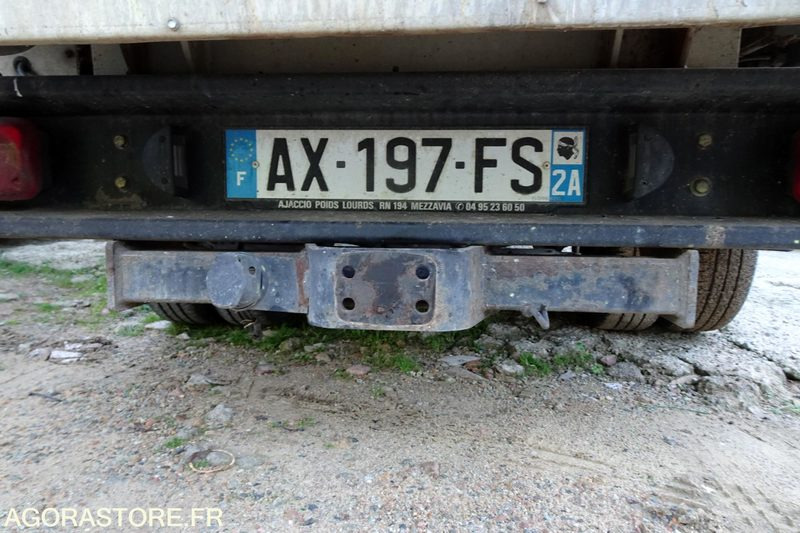 Furgoneta basculante Renault Maxity 130 DXI