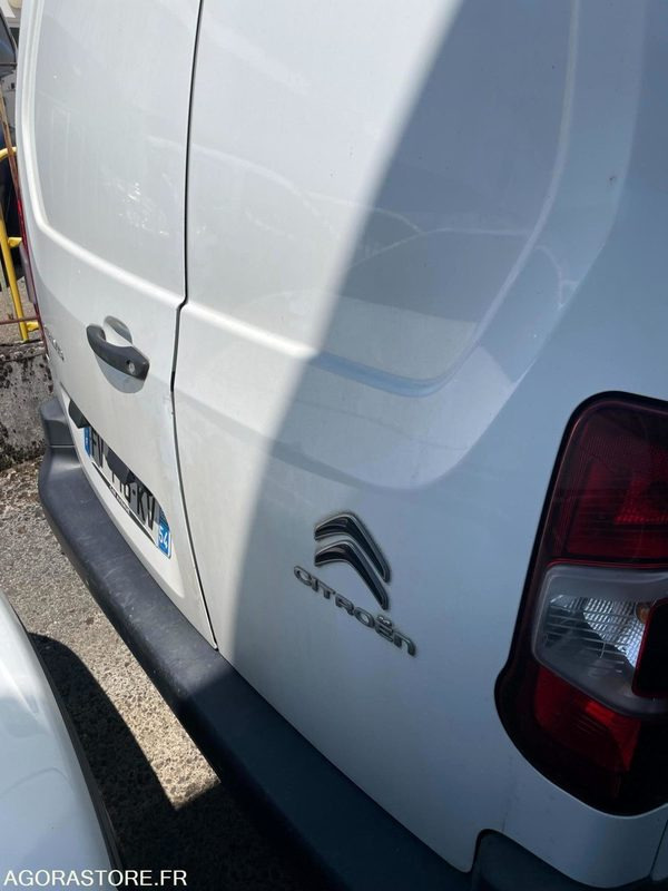 Furgoneta pequeña CITROEN BERLINGO 98593kms - 2020