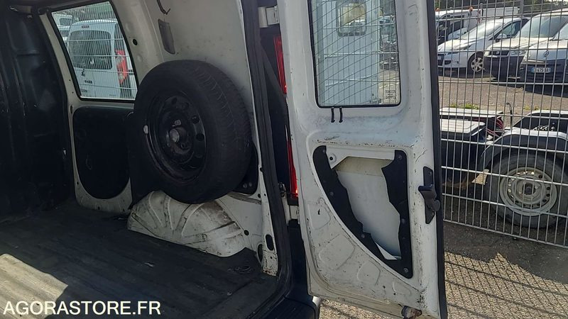 Furgoneta pequeña FIAT DOBLO CARGO - 2007 - 98427KM - 718 AWC 67