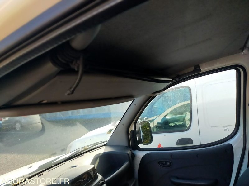 Furgoneta pequeña Fiat Doblo Essence et GNV