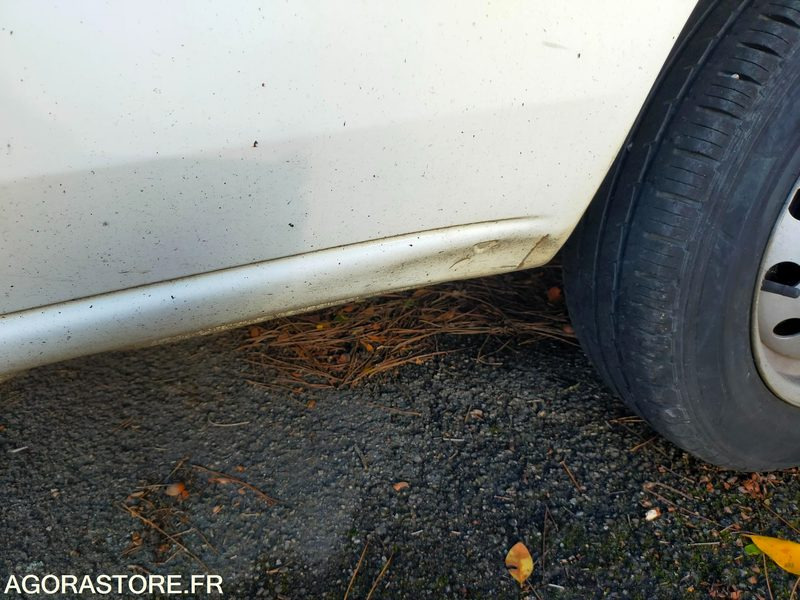 Furgoneta pequeña Fiat Doblo Essence et GNV